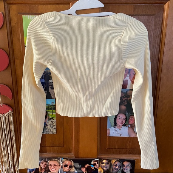 Zara Cream Ribbed Crop Top - Picture 3 of 3